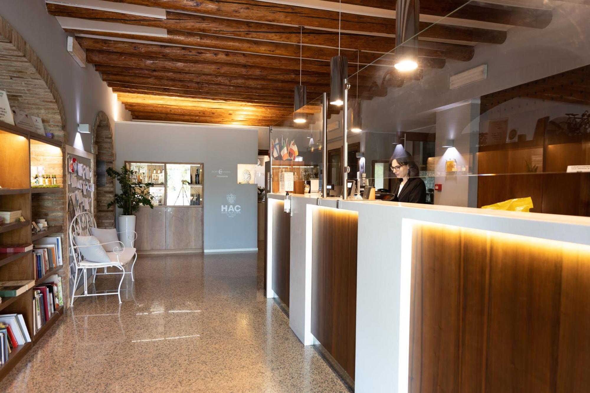 Hotel Alla Corte Spa & Wellness Relax Bassano del Grappa Ngoại thất bức ảnh